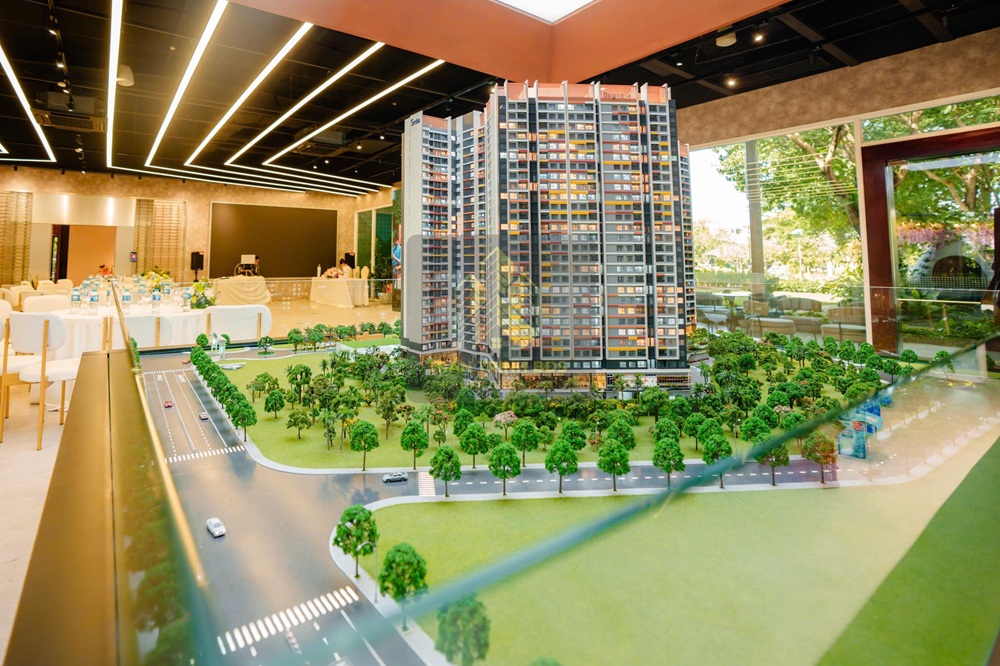 Khách hàng nên đến thăm quan sa bàn Setia Edenia